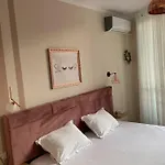 Spacious 1br Hub With Balcony Apartment *