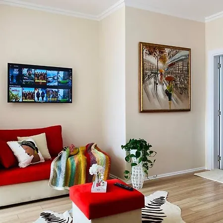 Spacious 1br Hub With Balcony * Tirana
